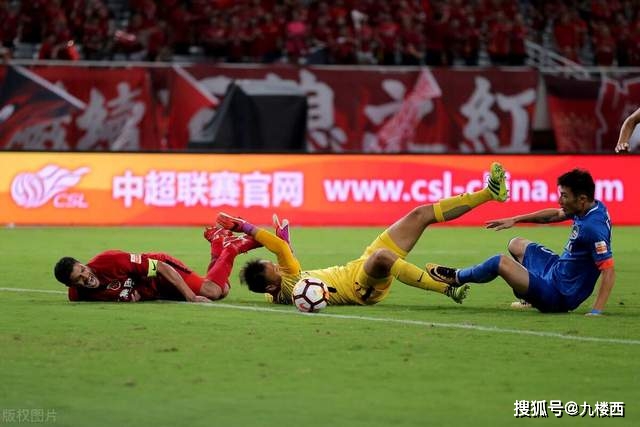 西班牙国家德比：巴萨逆境难得分数 皇马精准反击复仇